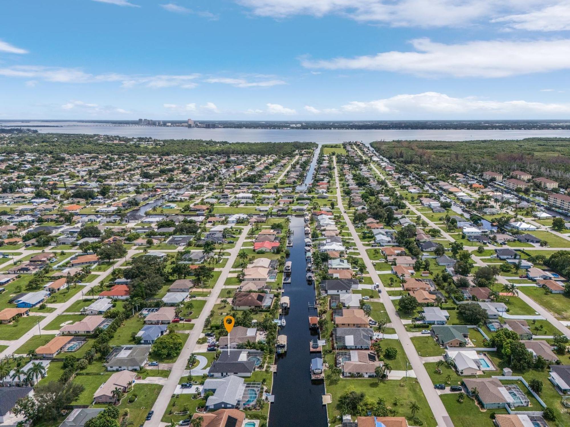 Gulf Access, Kayaks, Heated Pool - Cape By The Ocean - Roelens Villa Cape Coral Exterior photo