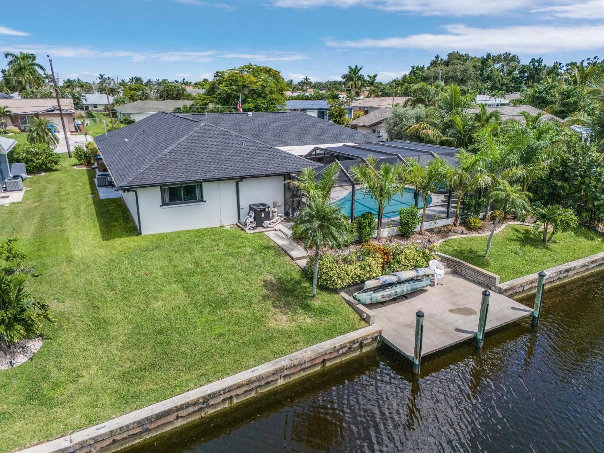 Gulf Access, Kayaks, Heated Pool - Cape By The Ocean - Roelens Villa Cape Coral Exterior photo